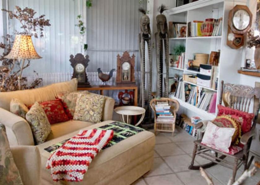 Hawaii Hilo Interior Entrance