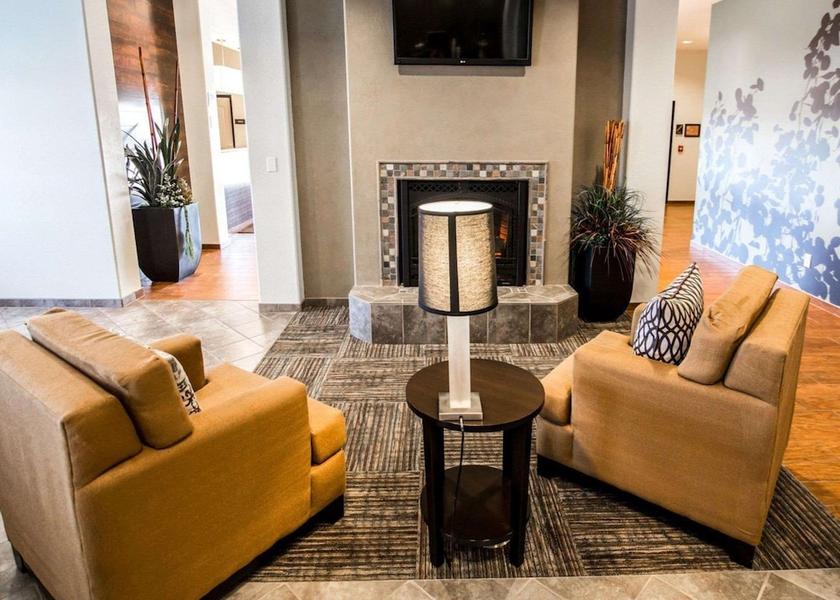 Kansas Garden City Lobby