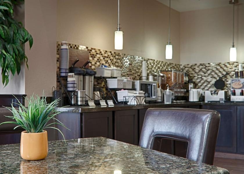 Oklahoma Cushing Breakfast Area