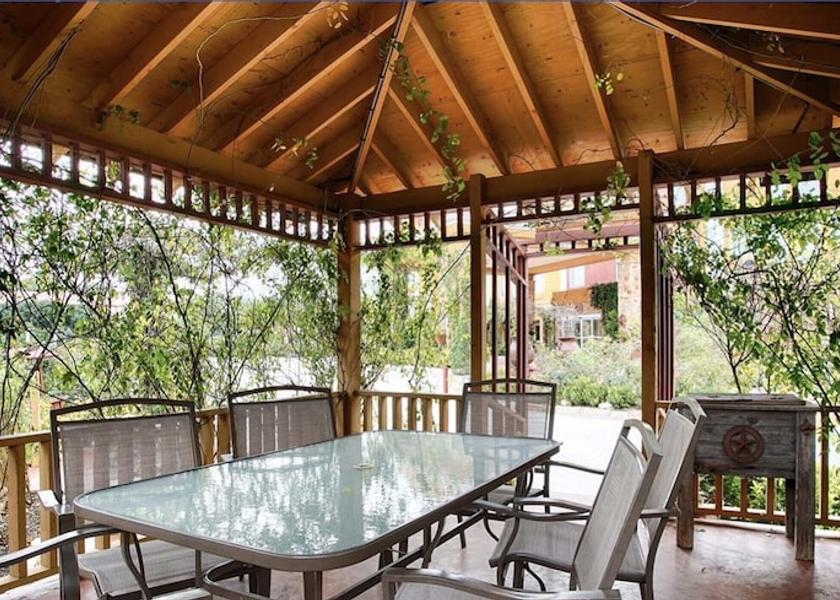 Texas Blanco Terrace