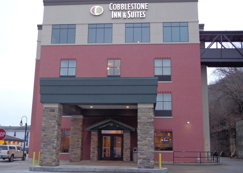 Michigan Marquette Entrance