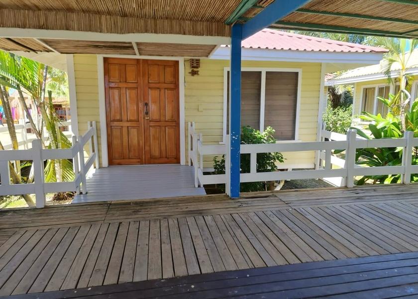Bay Islands Roatan Exterior Detail