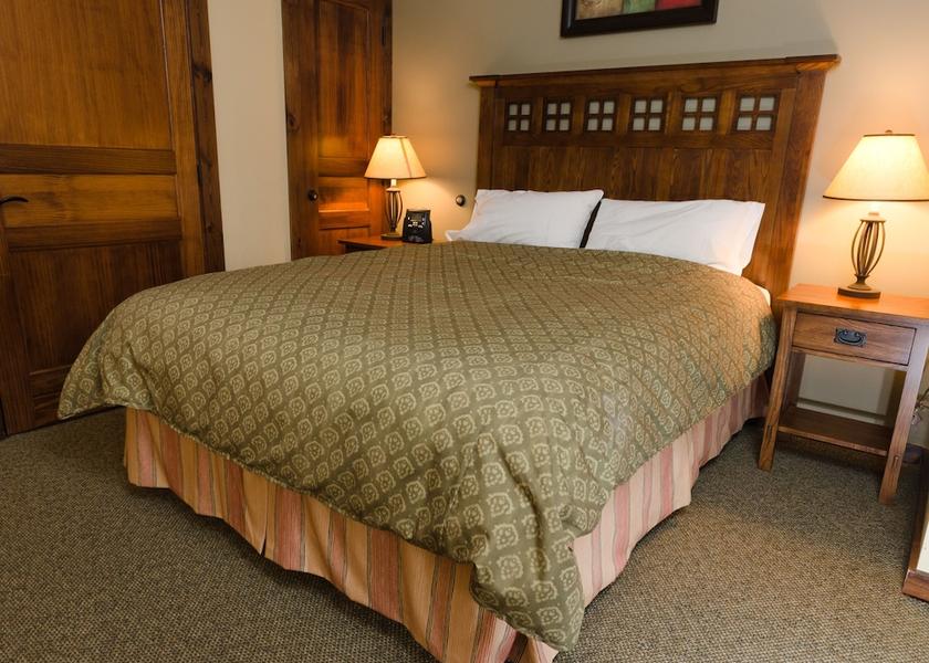 West Virginia Snowshoe Room