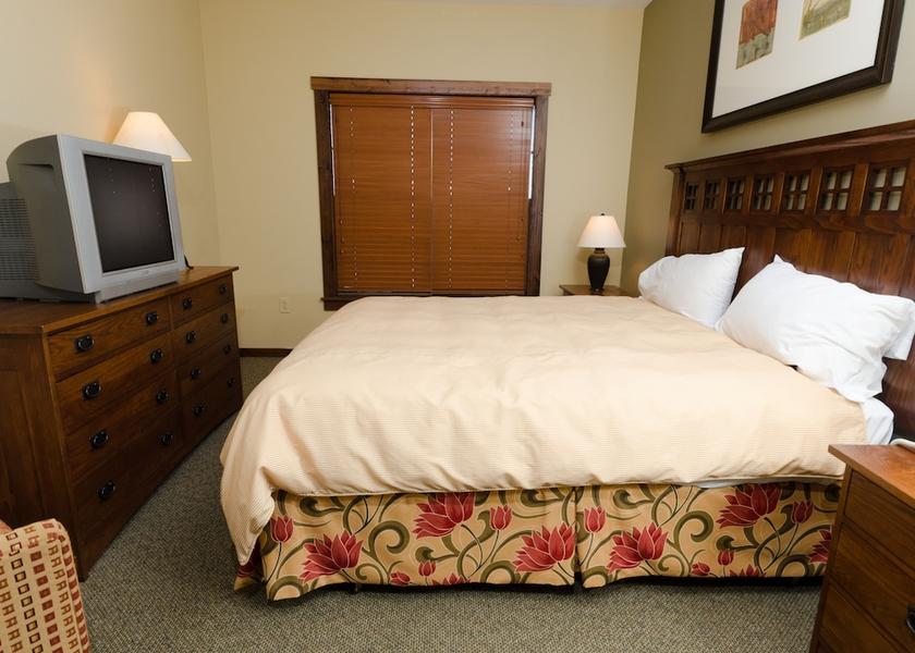 West Virginia Snowshoe Room