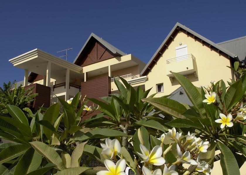  Saint-Paul Exterior Detail