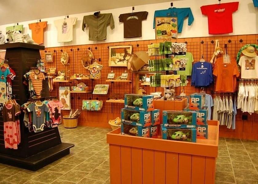 Pennsylvania Jones Mills Gift Shop