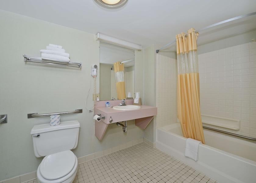 Michigan St Ignace Bathroom