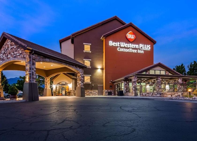 Utah Sandy exterior view