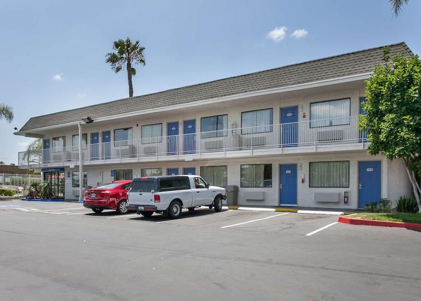 California Rosemead Exterior