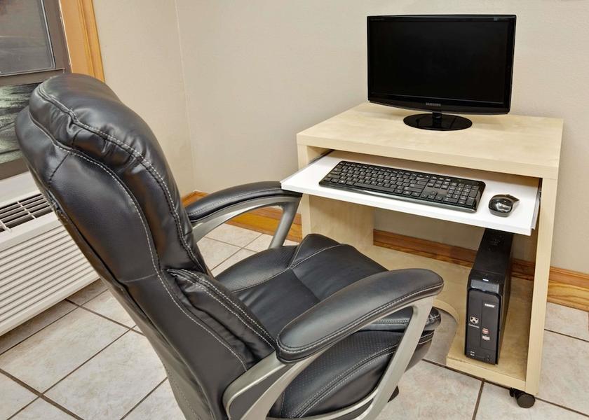 Illinois Hampshire Business Centre