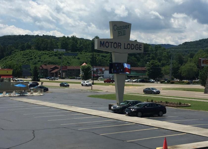 Tennessee Pigeon Forge Parking