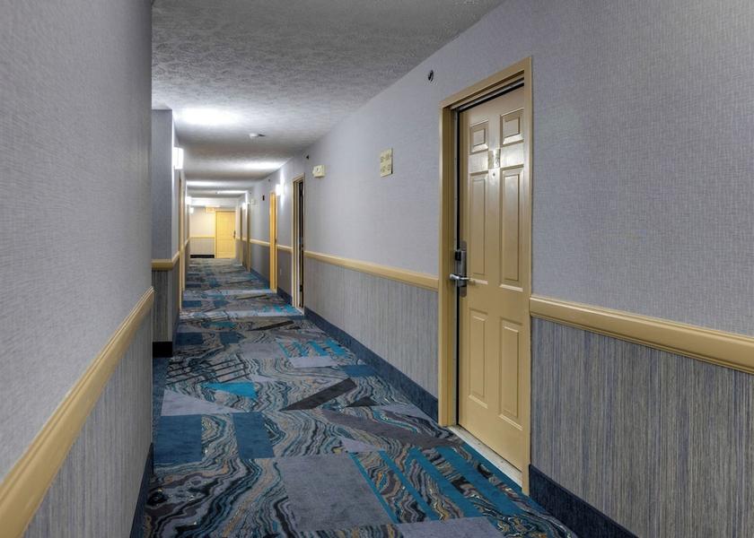 Tennessee Pigeon Forge Hallway
