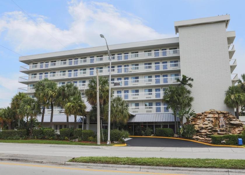 Florida Cutler Bay Exterior Detail