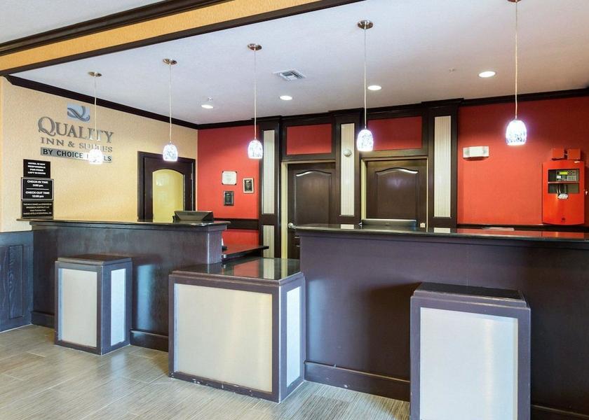 Texas Groesbeck Lobby