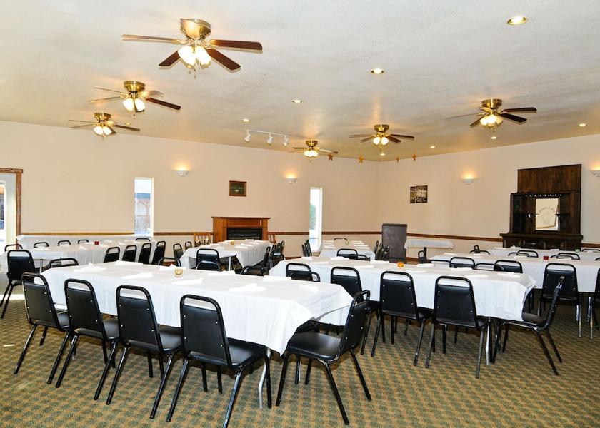 West Virginia Berkeley Springs Meeting Room