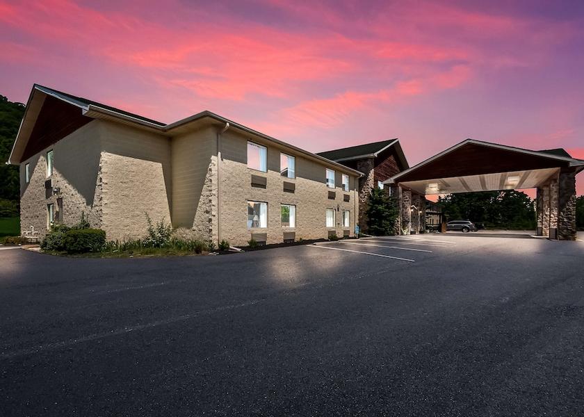 West Virginia Berkeley Springs Primary image