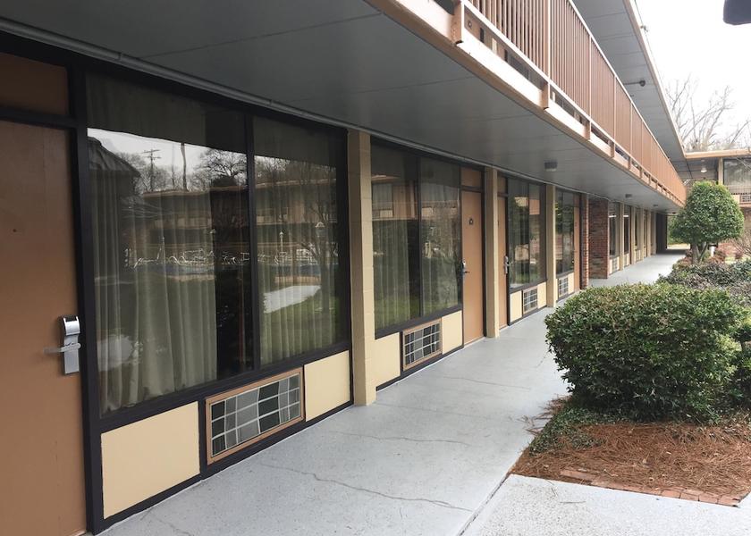 Mississippi Columbus Facade