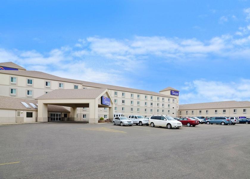 North Dakota Minot Exterior Detail