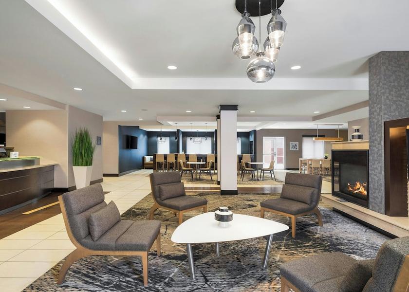 Iowa Des Moines Lobby