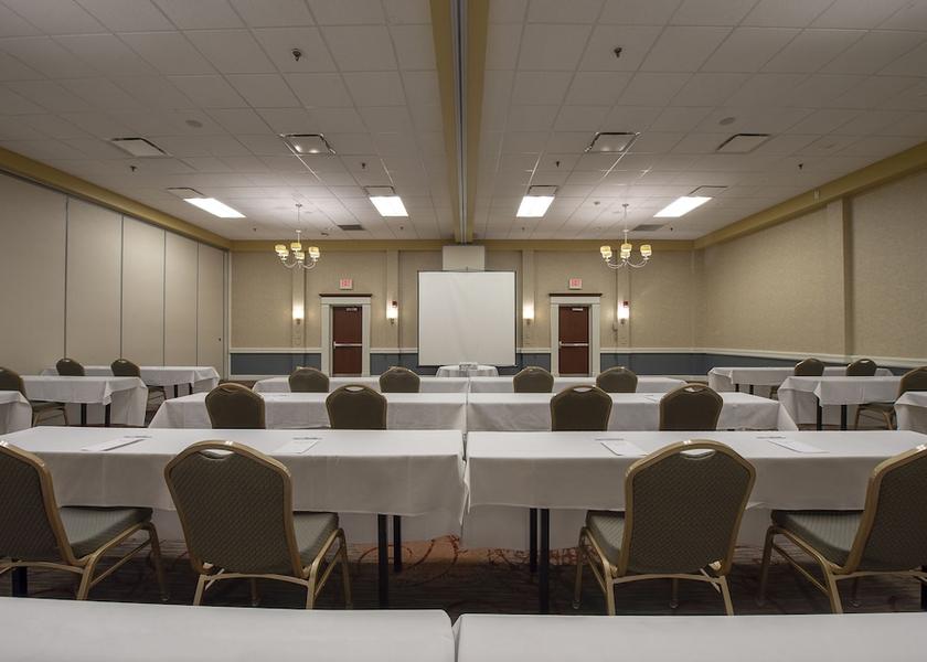 New York Henrietta Meeting Room