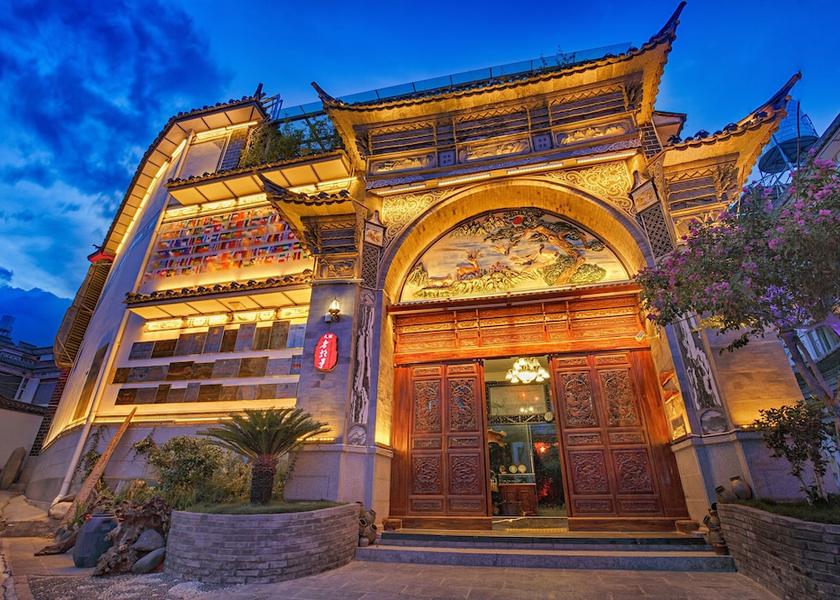 Yunnan Dali Front of property - evening/night