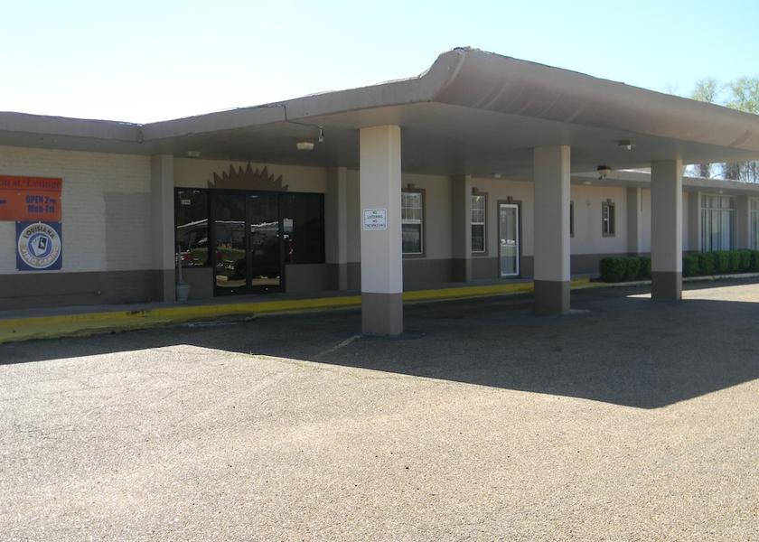 Louisiana Lake Charles Front of property