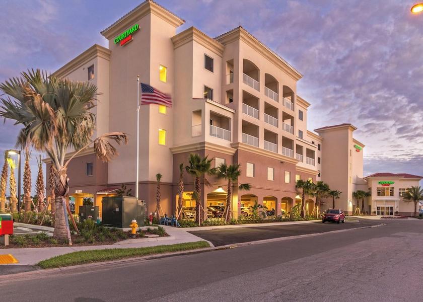 Florida Madeira Beach Exterior Detail