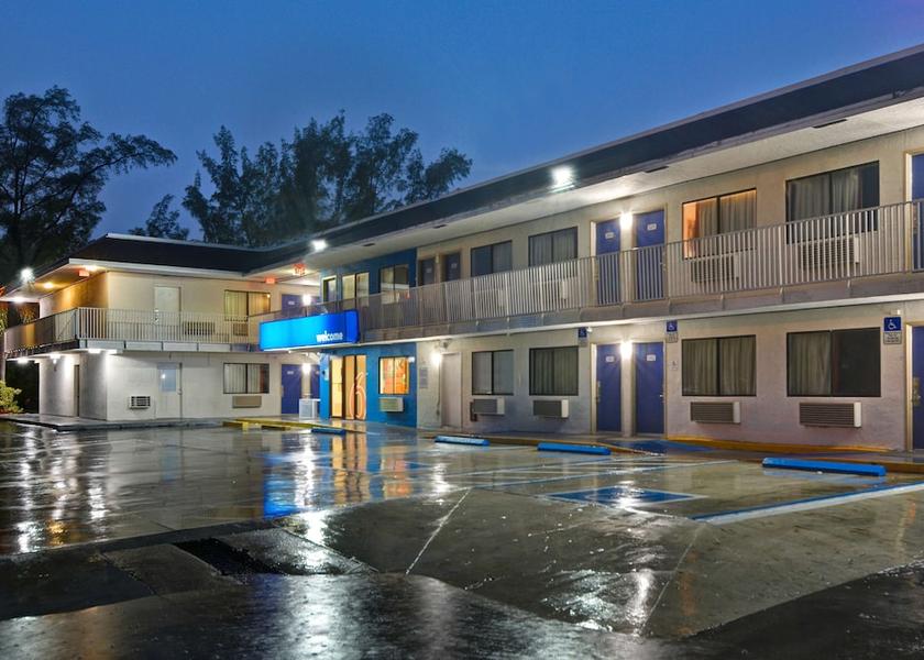 Florida Dania Beach Exterior Detail