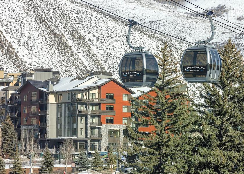 Colorado Avon Exterior Detail