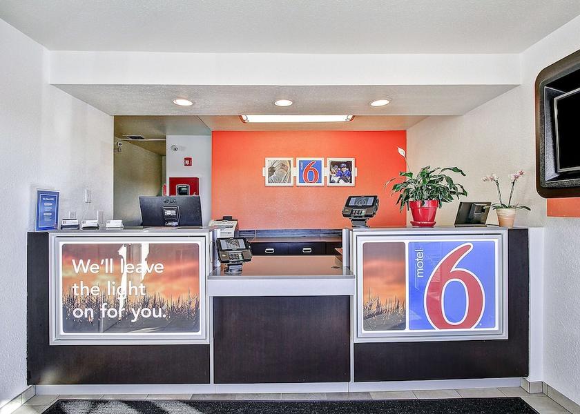 Wisconsin Green Bay Lobby