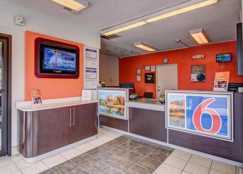 Nebraska Norfolk Lobby