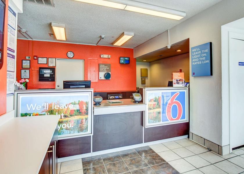 Nebraska Norfolk Lobby