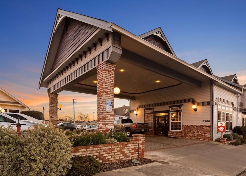 California Eureka Exterior Detail