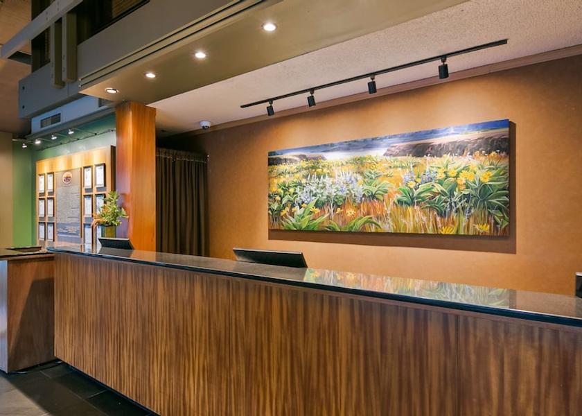 Oregon Hood River Lobby