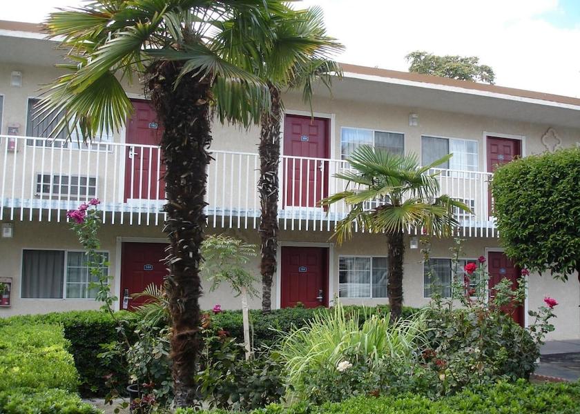 California Fresno Exterior