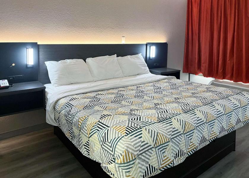 Louisiana Baton Rouge King Room - Non-Smoking