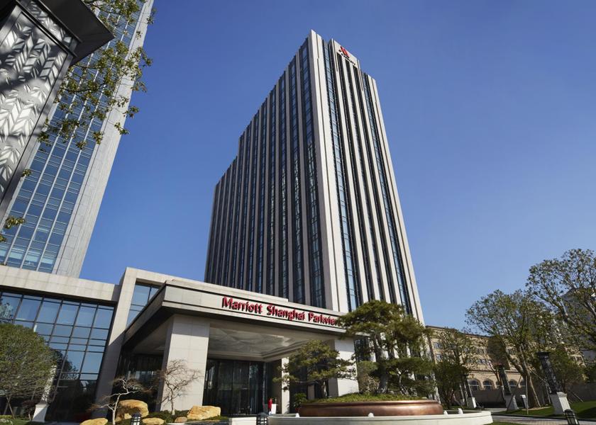  Shanghai Hotel Exterior