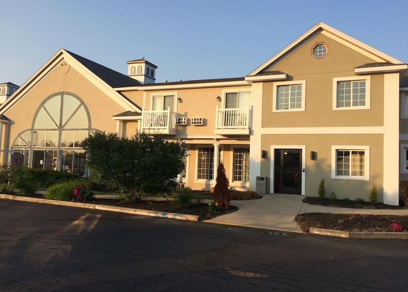 Michigan St Ignace Facade