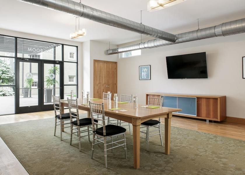 Virginia Charlottesville Meeting Room
