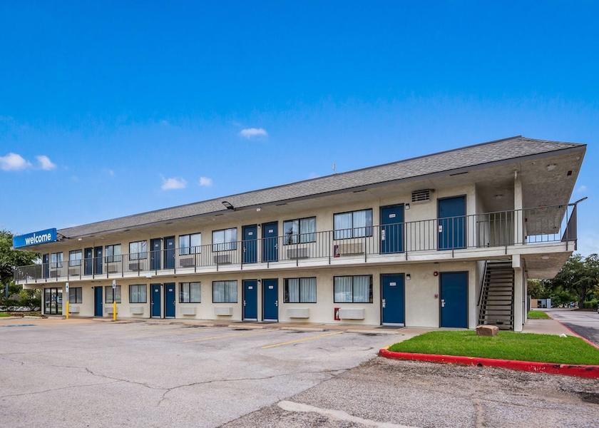Texas College Station Exterior Detail
