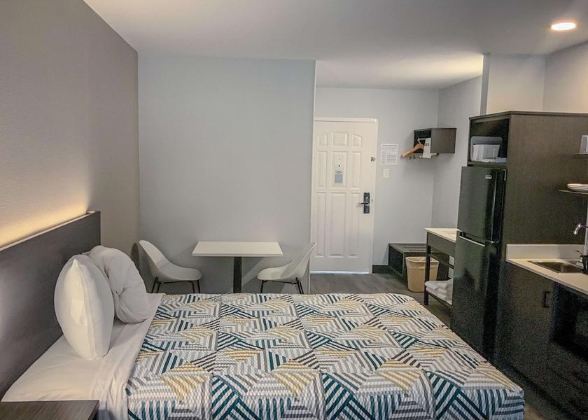 Texas San Angelo Room