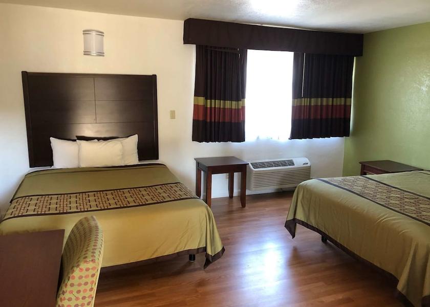 California Visalia Room