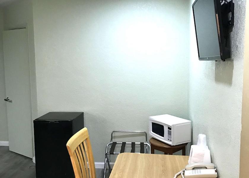 California Visalia In-Room Amenity