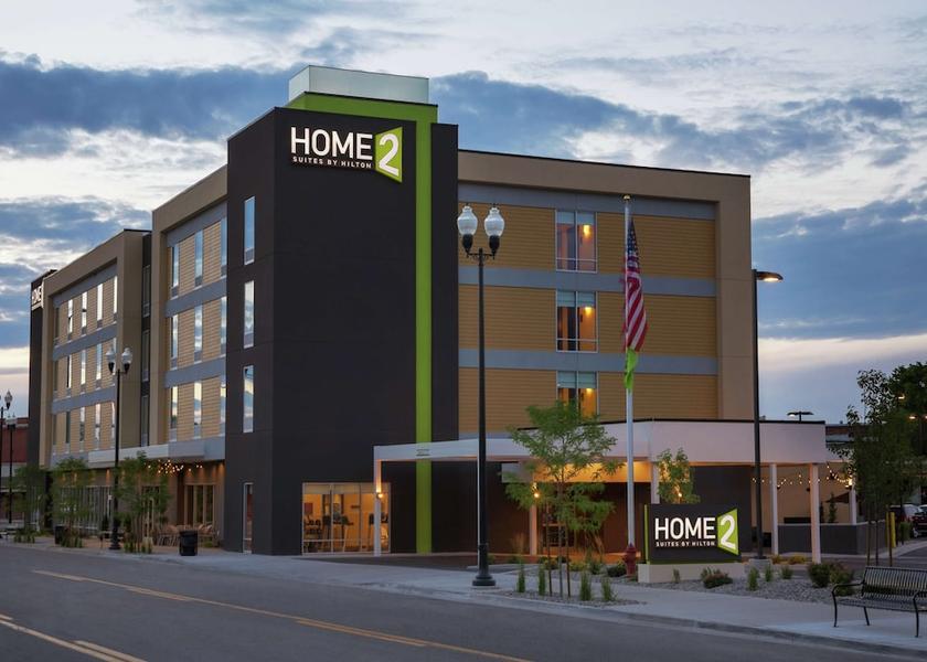 Kentucky Murray Exterior Detail