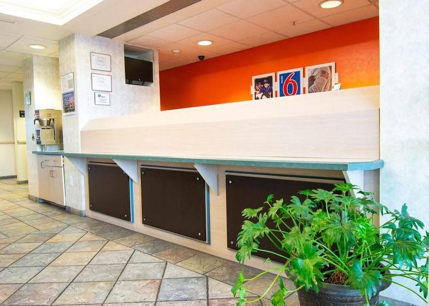 New Mexico Las Cruces Lobby