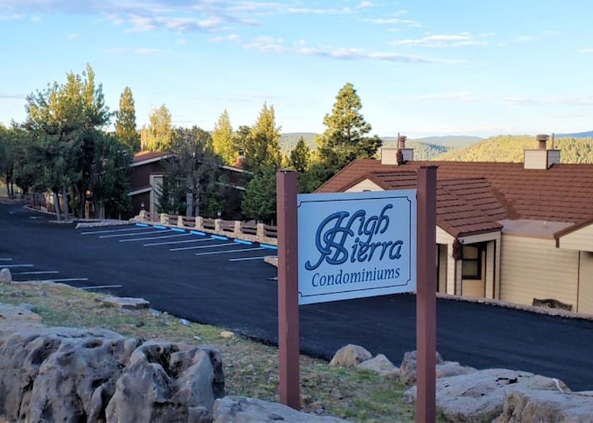 New Mexico Ruidoso Facade