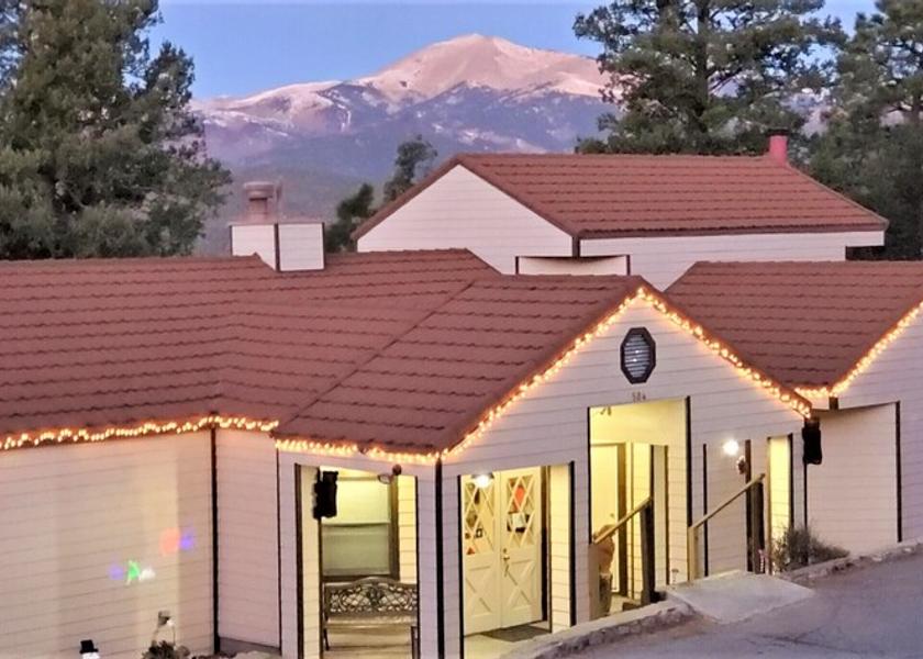 New Mexico Ruidoso Front of property