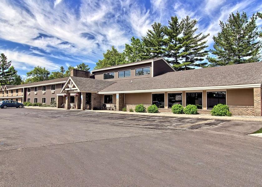 Michigan Traverse City Exterior Detail