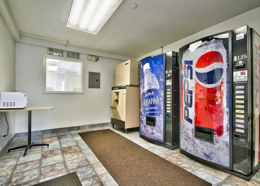 Montana Helena Vending Machine