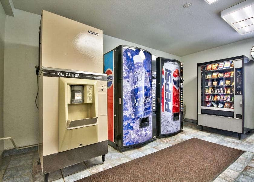 Montana Helena Vending Machine